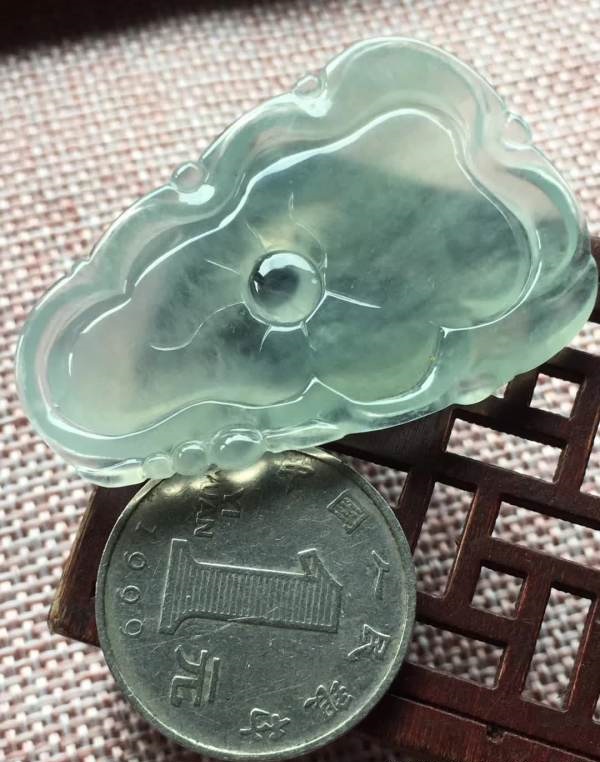o冰晴底连年有余 尺寸47.1/31.5/5.8,冰透 釉洁 起胶 完美，特惠