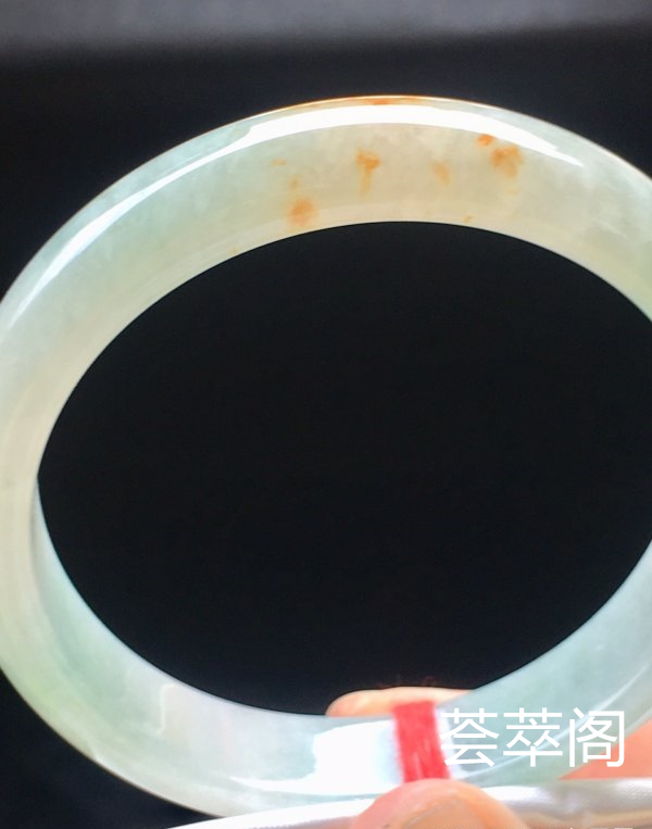 端午特惠冰晴飘黄翡手镯，58.8/12.4/7.4。完美，种水老，细腻冰润，颜色鲜艳，绚丽夺目，冰冰透透，性价比高。s