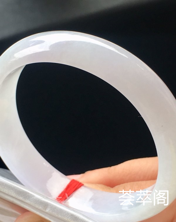 端午特惠冰紫底贵妃手镯，56.5/50.4/12.6/8.1。完美，种水老，细腻冰润，颜色清爽，清新淡雅，干净靓丽，性价比高。s