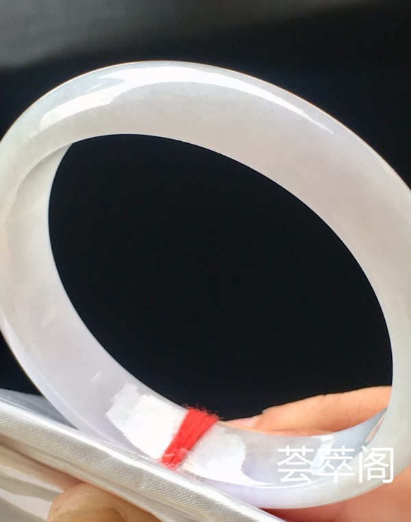 端午特惠冰紫底贵妃手镯，56.5/50.4/12.6/8.1。完美，种水老，细腻冰润，颜色清爽，清新淡雅，干净靓丽，性价比高。s