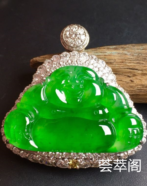 价：【大佛，冰正阳绿】很冰透，‮润水‬细腻，完美，18k金‮华奢‬钻‮镶石‬嵌☕