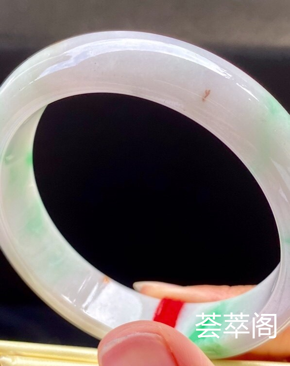 春彩手镯，特惠（不议价）56/14/7.3，完美，种水老，色阳，颜色艳丽，冰润清爽，性价比高。T