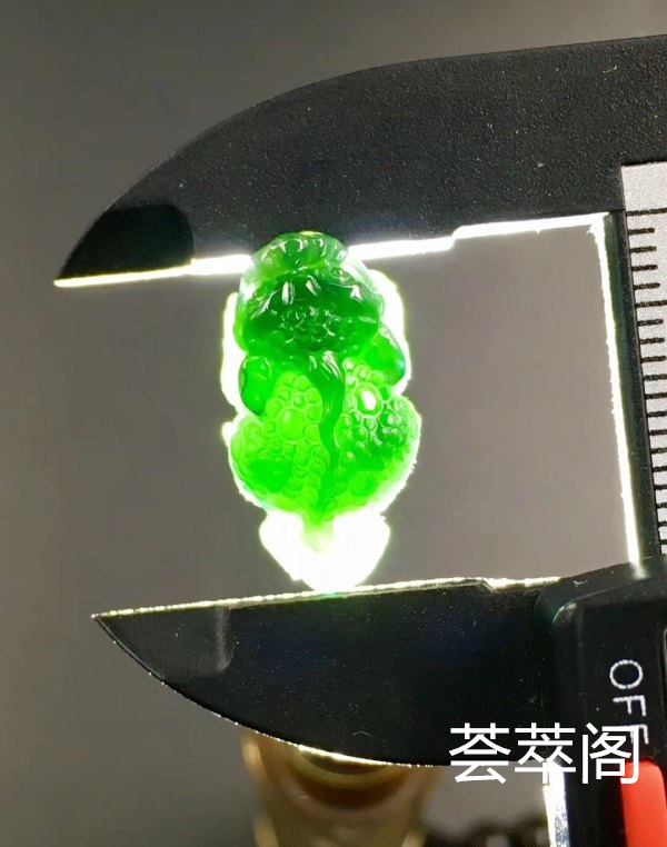 特惠P1-3：【墨翠招财貔貅】新货！  老坑高冰   极品墨翠   黑度极黑   极品帝王绿底色     种老起胶    冰透无比    性价比超高  （翡翠中最神秘的墨翠，低调奢华有内涵）❗❗