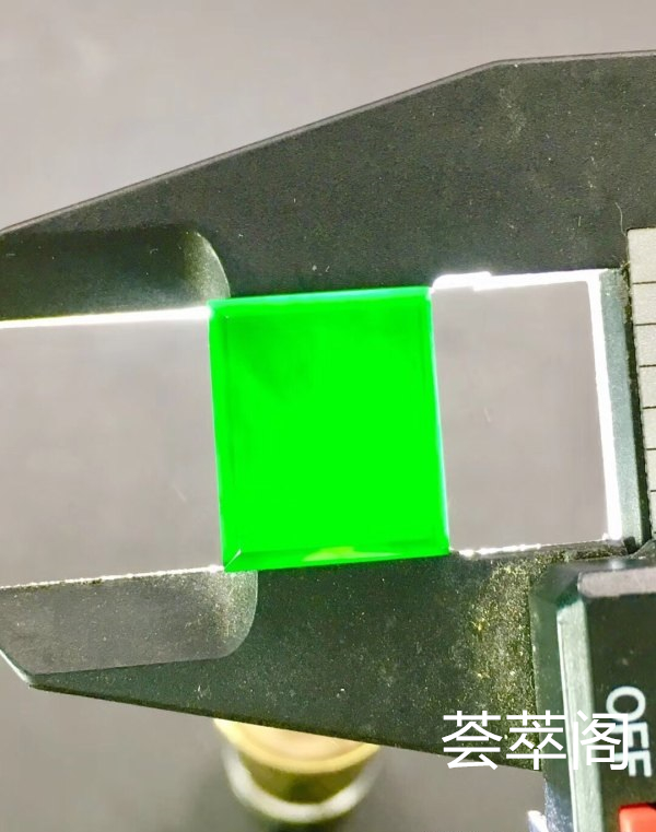 性价比超高W614-1：【墨翠长方形戒面】新货！  厚装饱满  老坑高冰   极品墨翠   黑度种水都是极品中上上品    冰透无比   种老起胶     品质极高   性价比超高 （翡翠中最神秘的墨翠，低调奢华