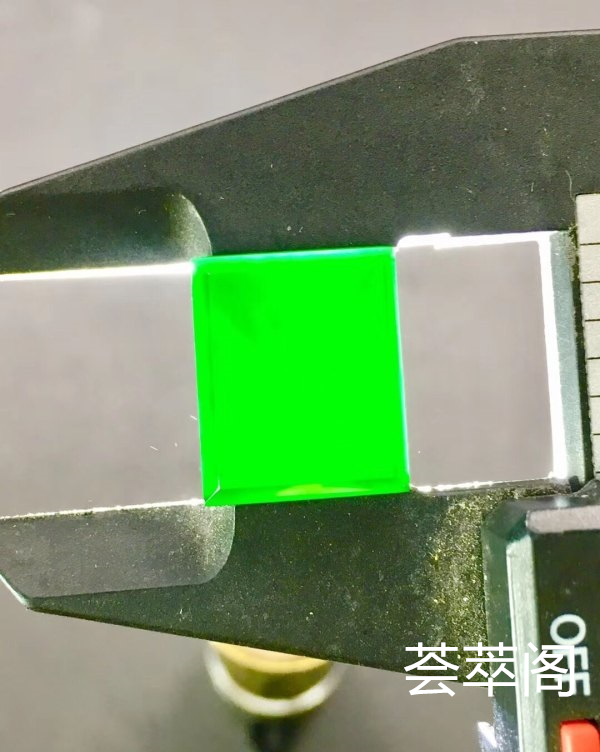 性价比超高W614-1：【墨翠长方形戒面】新货！  厚装饱满  老坑高冰   极品墨翠   黑度种水都是极品中上上品    冰透无比   种老起胶     品质极高   性价比超高 （翡翠中最神秘的墨翠，低调奢华