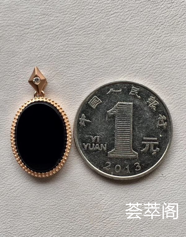 薄利销W624-2:【墨翠平安扣】独家设计款！  老坑高冰   极品墨翠   黑度种水都是极品中上上品       冰透无比   种老起胶     品质极高   性价比超高 （翡翠中最神秘的墨翠，低调奢华有内涵）❗